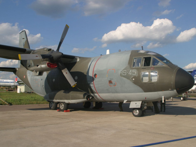 Обои картинки фото авиация, военно, транспортные, самолёты