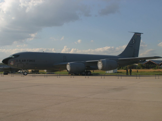 Обои картинки фото авиация, военно, транспортные, самолёты