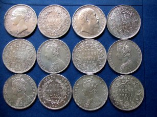 Картинка разное золото купюры монеты