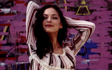 Картинка Kristin+Kreuk девушки   улыбка