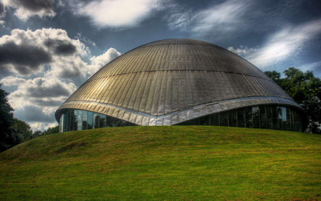 Обои картинки фото города, здания, дома, облака