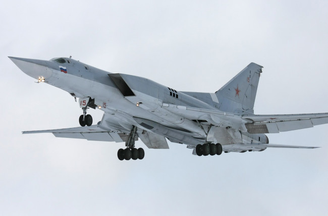 Обои картинки фото ту, 22м3, авиация, боевые, самолёты, взлёт, дальняя, бомбардировщик