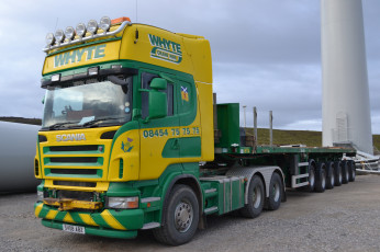 Картинка scania+r620 автомобили scania+ выставка улица scania грузовые швеция ab судовые дизельные двигатели автобусы