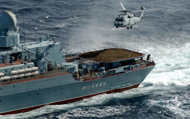 Обои картинки фото корабли, крейсеры,  линкоры,  эсминцы, волны, российский, гвардейский, ракетный крейсер, головной корабль, проект1164, атлант