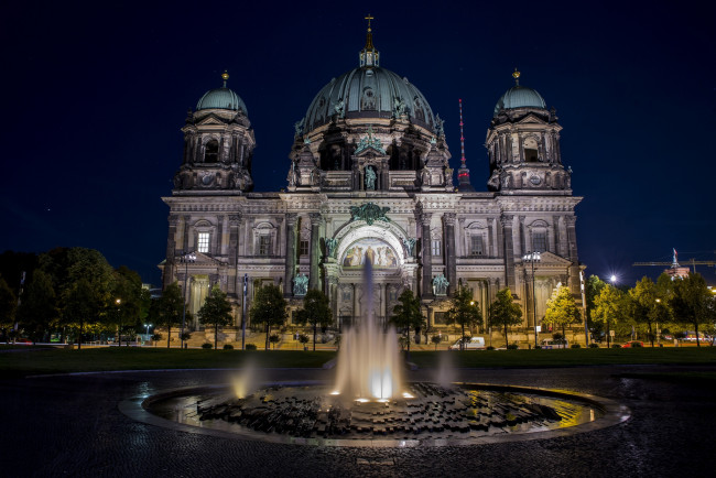Обои картинки фото berliner dom, города, берлин , германия, дворец, площадь, ночь
