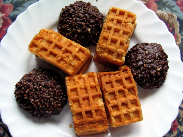 Обои картинки фото еда, пирожные,  кексы,  печенье, зефир, вафли