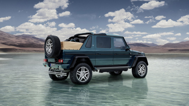 Обои картинки фото mercedes-maybach g-650 landaulet 2018, автомобили, mercedes-benz, 2018, landaulet, g-650, mercedes-maybach