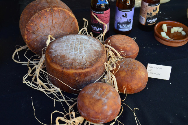 Обои картинки фото еда, сырные изделия, сыр