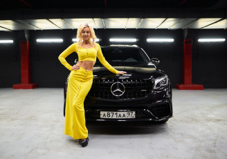 Картинка автомобили -авто+с+девушками mercedes glc