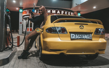 Картинка автомобили -авто+с+девушками mazda 6 atenza