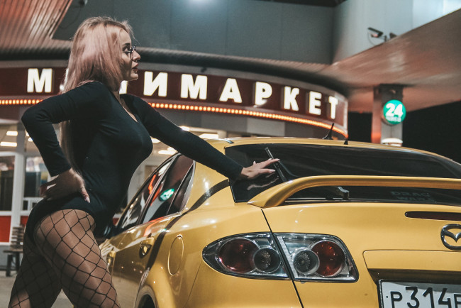 Обои картинки фото автомобили, -авто с девушками, mazda, 6, atenza