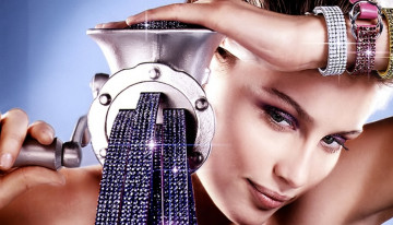 Картинка девушки laetitia+casta модель лицо мясорубка стразы