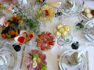 Картинка приглашение столу еда сервировка