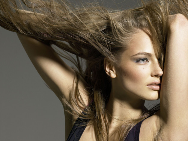 Обои картинки фото Руслана Коршунова, девушки, волосы, ruslana, korshunova