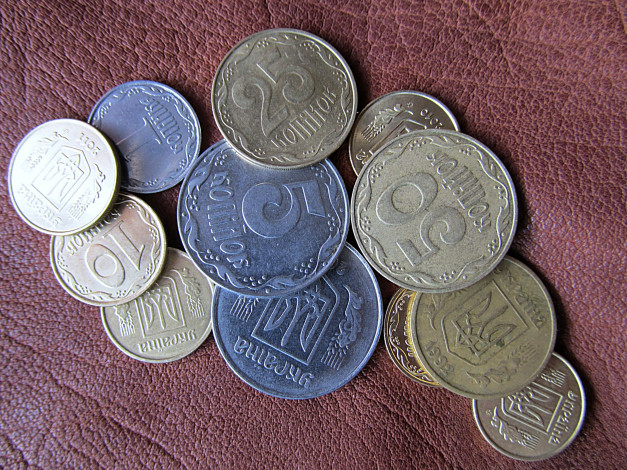 Обои картинки фото разное, золото, купюры, монеты, деньги