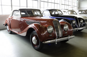 Картинка emw+3272+cabriolet+1954 автомобили выставки+и+уличные+фото история ретро автошоу выставка