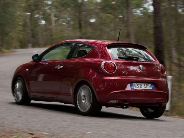 Обои картинки фото автомобили, alfa romeo, 2014, 955, au-spec, mito, красный, alfa, romeo