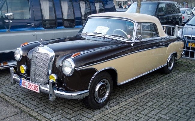 Обои картинки фото mercedes 220 se ponton cabriolet 1960, автомобили, выставки и уличные фото, история, ретро, автошоу, выставка