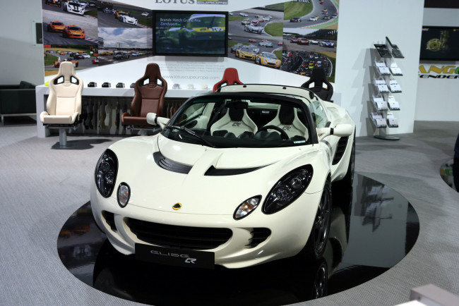 Обои картинки фото автомобили, выставки и уличные фото, lotus