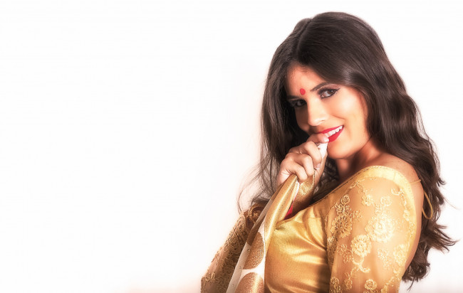 Обои картинки фото девушки, -unsort , брюнетки,  шатенки, лицо, взгляд