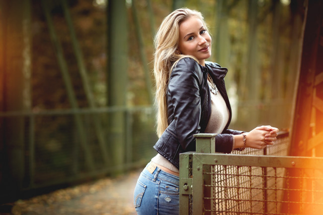 Обои картинки фото девушки, -unsort , блондинки, лицо, взгляд