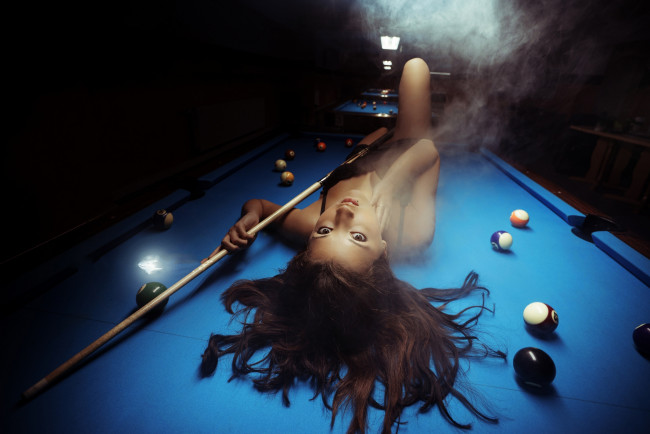 Обои картинки фото девушки, -unsort , брюнетки,  шатенки, лицо, взгляд