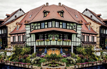 Картинка города -+здания +дома жилой дом