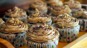 Картинка еда пирожные +кексы +печенье капкейки кексы