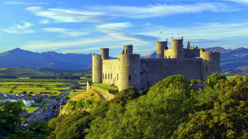 Картинка harlech+castle+wales города замки+англии harlech castle wales