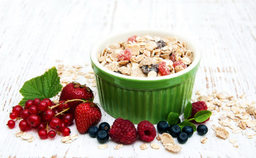 Картинка еда мюсли +хлопья смородина черника