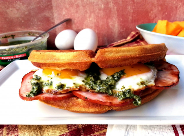 Обои картинки фото еда, Яичные блюда, ветчина, яйца