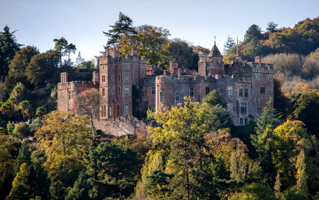 Обои картинки фото dunster castle, города, замки англии, dunster, castle, англия, сомерсет, данстер, средневековый замок