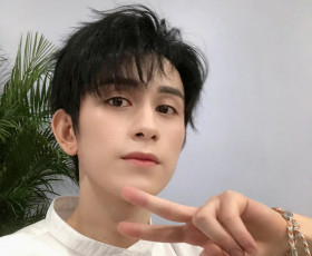 Картинка мужчины zhu+zanjin zhu zanjin чжу цзаньцзинь