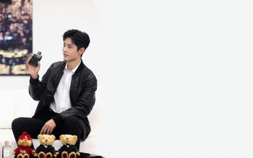 Картинка мужчины xiao+zhan актер куртка флакон мишки