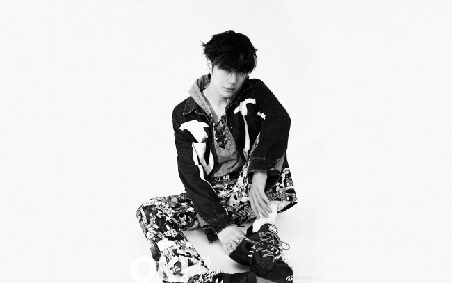 Обои картинки фото мужчины, wang yi bo, актер, наряд