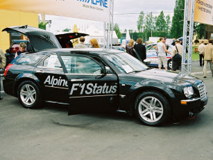 Картинка выставка ленэкспо автомобили chrysler