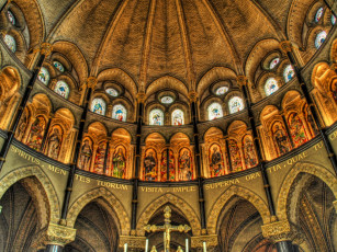 Картинка интерьер убранство роспись храма