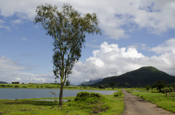 Картинка природа дороги дорога небо горы водоём пейзаж