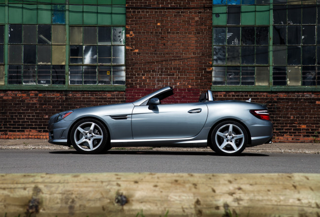 Обои картинки фото автомобили, mercedes-benz, package, us-spec, r172, sports, amg, slk, 250