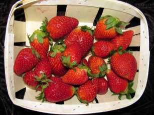 Картинка еда клубника +земляника ягоды