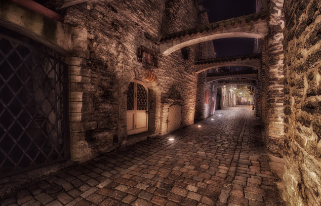 Обои картинки фото tallinn old town,  estonia, города, таллин , эстония, простор