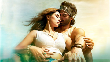 Картинка malang+-+unleash+the+madness+ +2020 кино+фильмы malang+-+unleash+the+madness disha patani aditya roy kapoor бродяга кадры из фильма индия триллер мелодрама боевик криминал