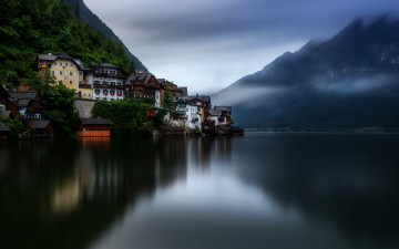 Картинка города гальштат+ австрия горы дома водоем гальштат