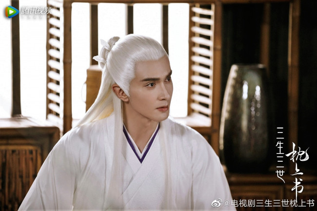 Обои картинки фото eternal love of dream, кино фильмы, eternal love of dream , three lives three worlds,  the pillow book, человек, окно