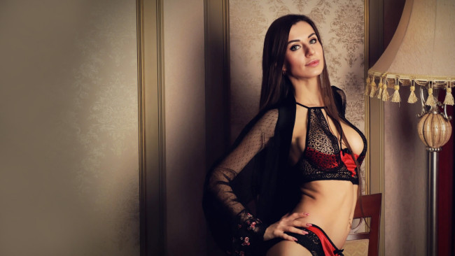 Обои картинки фото девушки, - брюнетки,  шатенки, crystallana