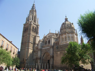 Картинка города католические соборы костелы аббатства