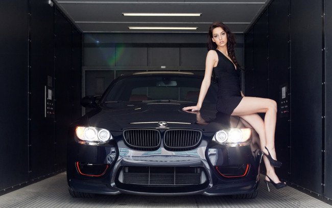 Обои картинки фото автомобили, авто, девушками