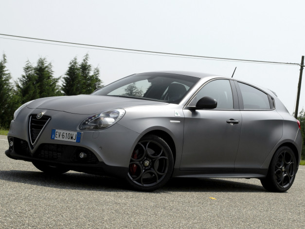 Обои картинки фото автомобили, alfa romeo, giulietta, quadrifoglio, alfa, romeo, серый, 2014г, 940, launch, edition, verde