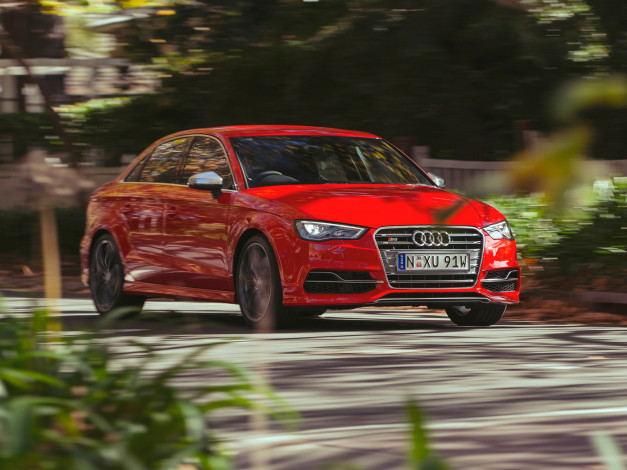Обои картинки фото автомобили, audi, s3, красный, 2014г, 8v, au-spec, sedan