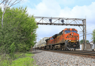 Картинка техника поезда рельсы локомотив состав